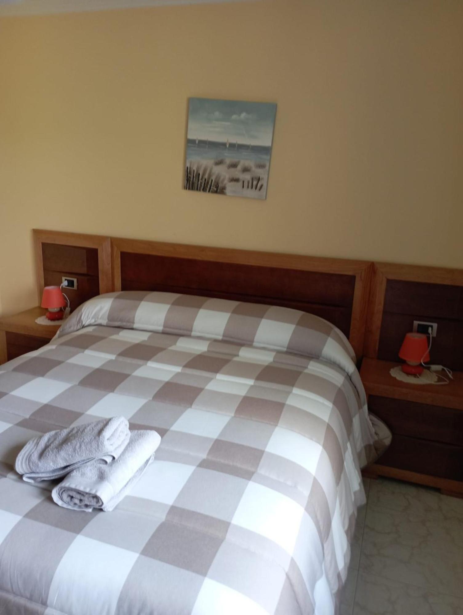 A Casa Do San Paio De Buscas Apartment Ordes Ngoại thất bức ảnh