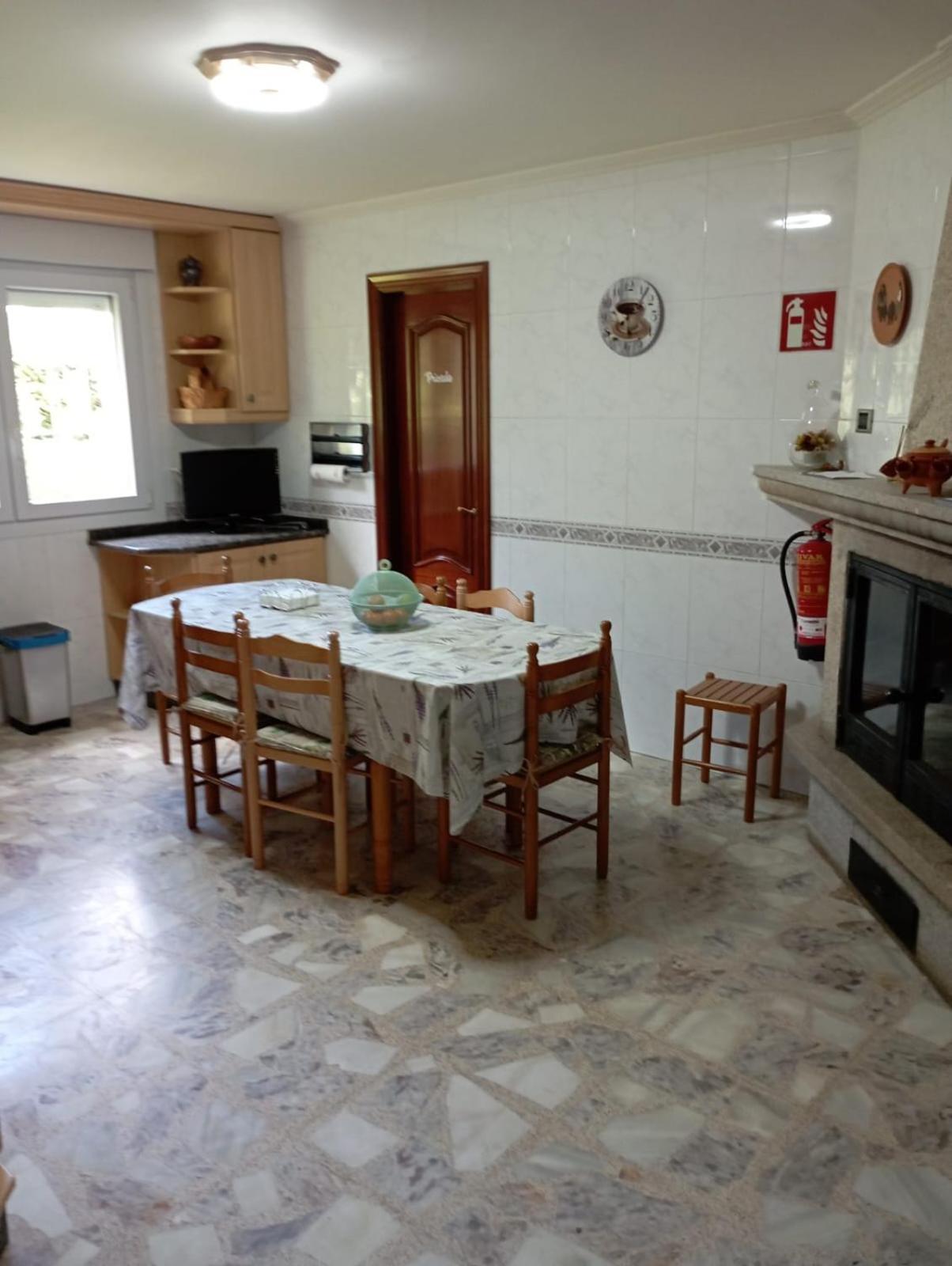 A Casa Do San Paio De Buscas Apartment Ordes Ngoại thất bức ảnh